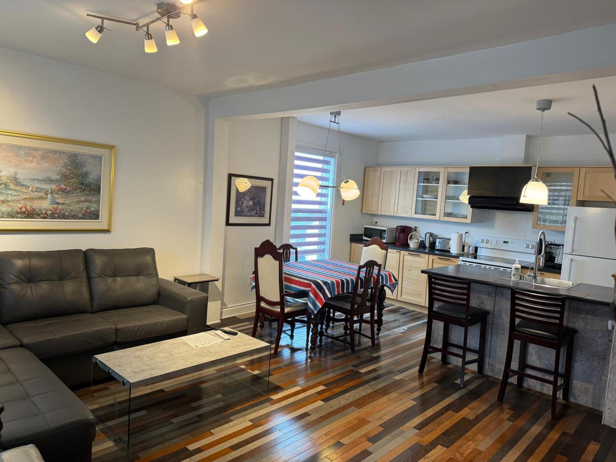 Le 2316 Apartment Сен-Иасент Екстериор снимка